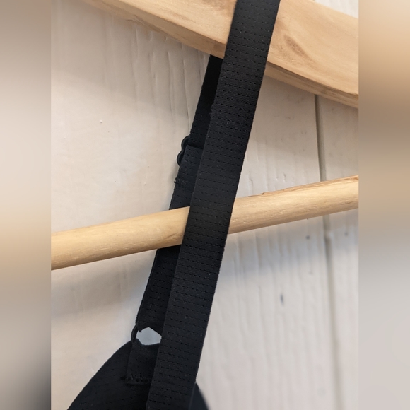 Understance No Bra BreatheEasy Small - Picture 8 of 9